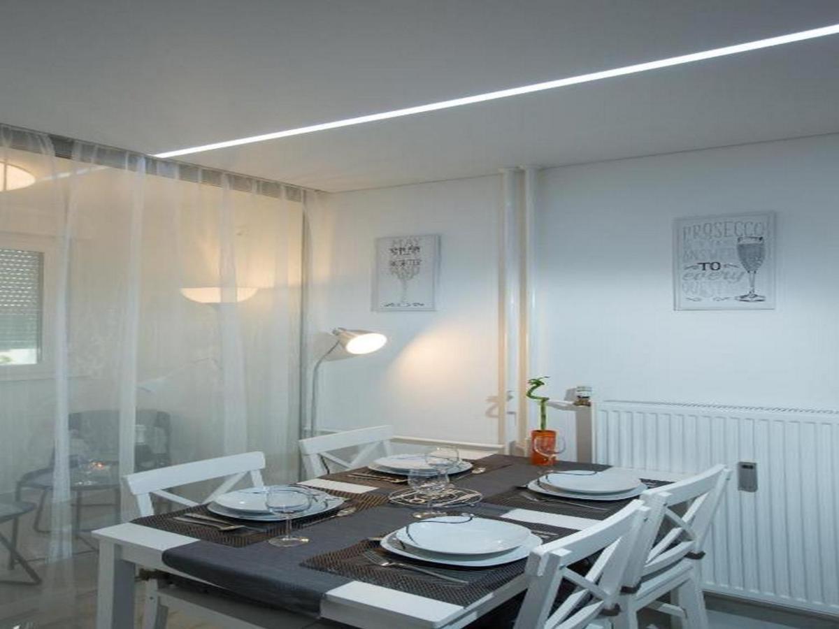 Modern & Luxury Apt Zagreb Airport W/ Free Wifi Apartment Velika Gorica Exterior photo